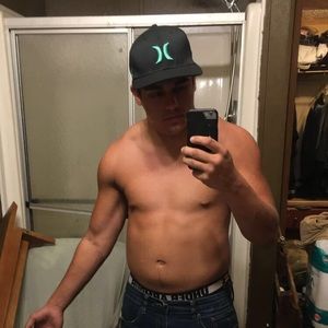 Meet your Posher, Cody